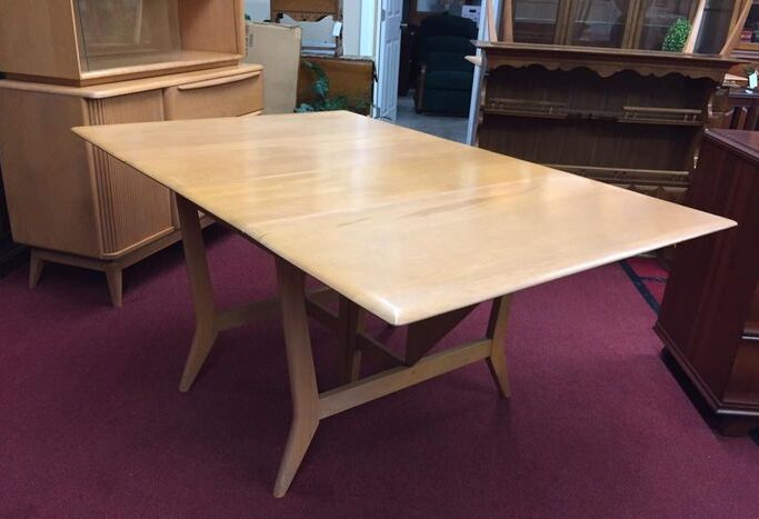 Mid Century Modern Dining Tables
