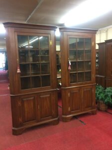 henkel harris dining room